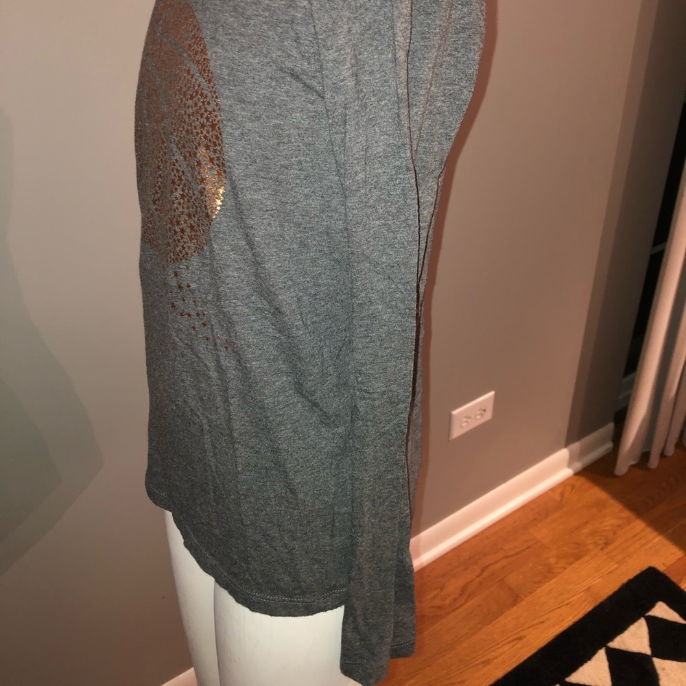 Three long sleeve shirts like new - girls size 14/16 - Picture 14 of 16